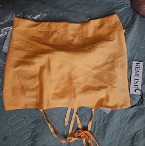 Hemline pippa top backless Sleeveless crop top blouse yellow medium NEW